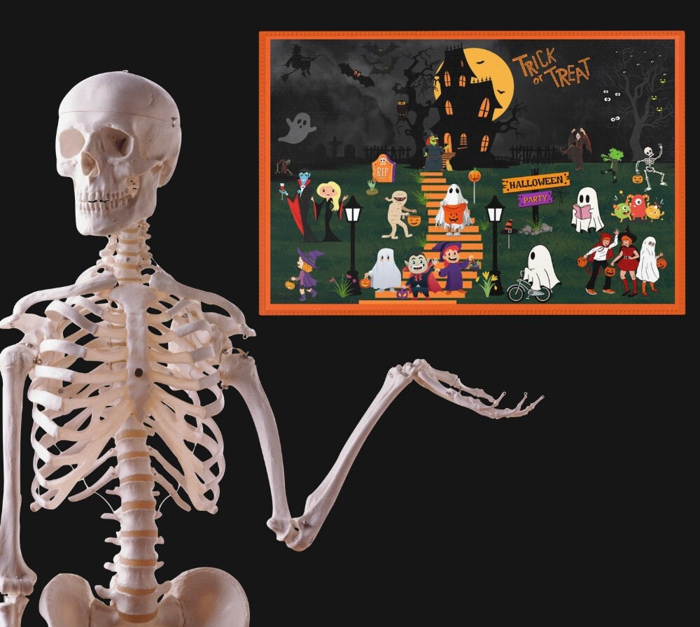 We are thrilled to offer FREE DELIVERY (IN THE U.S.) for this enchanting Halloween rug. 