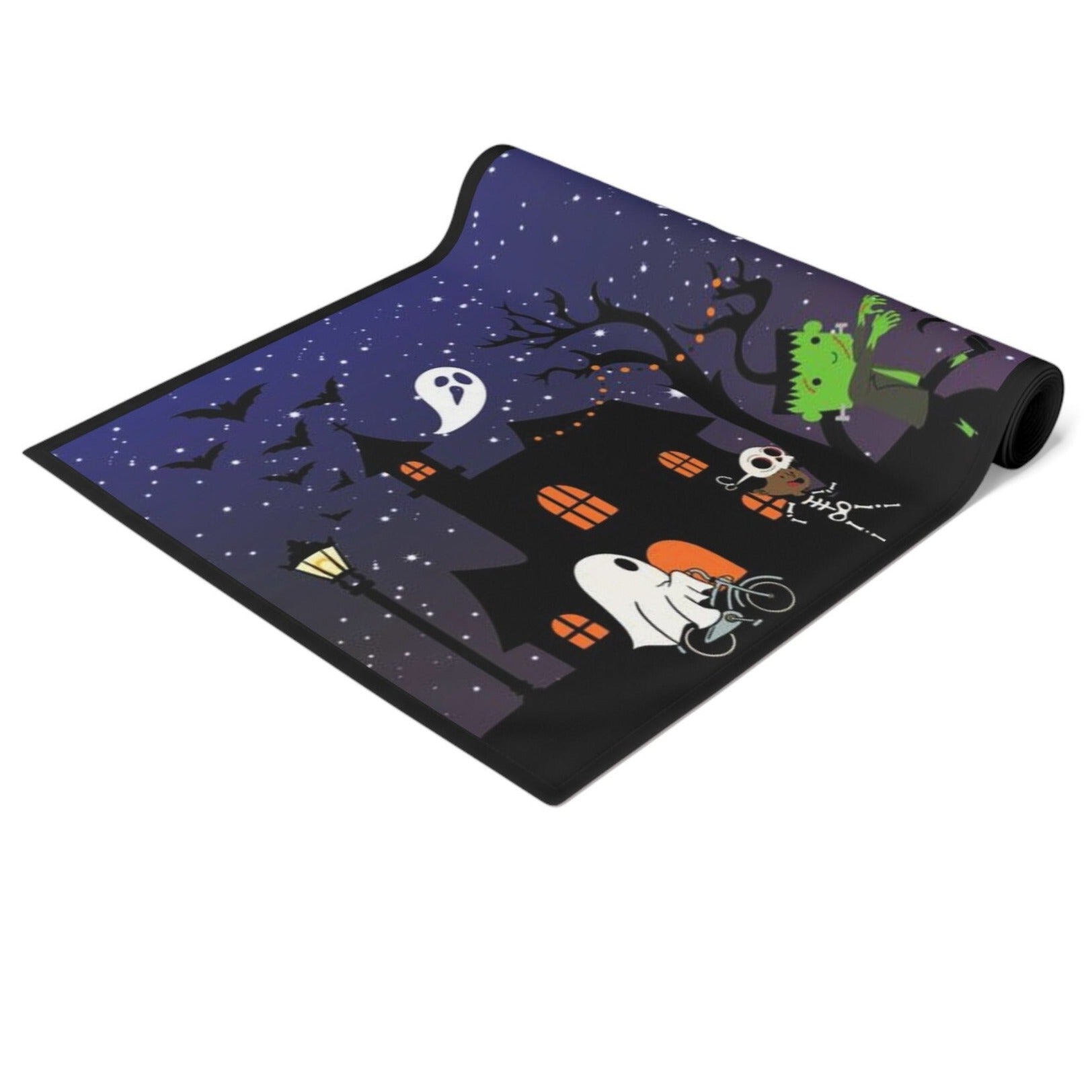 To make your shopping experience even more delightful, we offer free delivery within the U.S. So, whether you're hosting a Halloween party or simply adding a festive touch to your home, our Halloween table runner is the perfect choice. Get yours today and let the enchantment of Halloween come alive on your dining table.&nbsp;